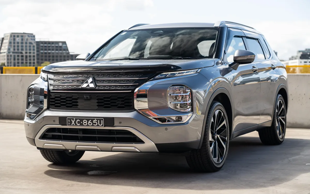 2026 Mitsubishi Outlander Aspire PHEV AWD
